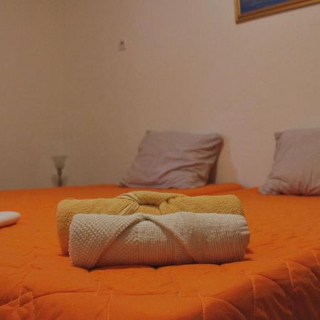 Zsh Apartment โอครีด ภายนอก รูปภาพ