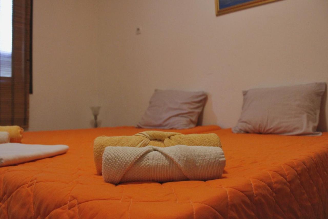 Zsh Apartment โอครีด ภายนอก รูปภาพ